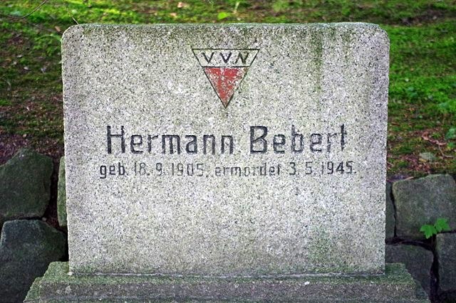 Sassnitz, Alter Friedhof: Grabanlage des von den Nazis ermordeten Hermann Bebert