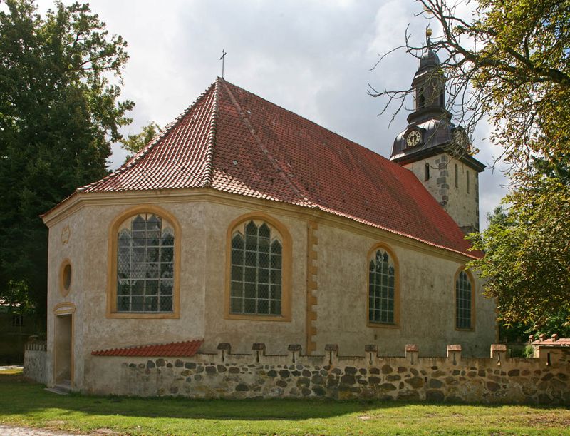 Kirche Nehringen von Nordost