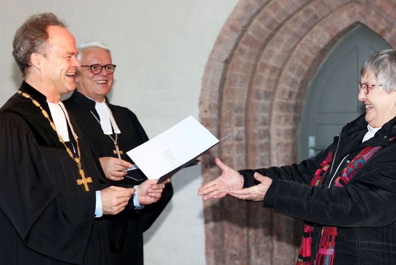 Urkunde für Christa Göbel