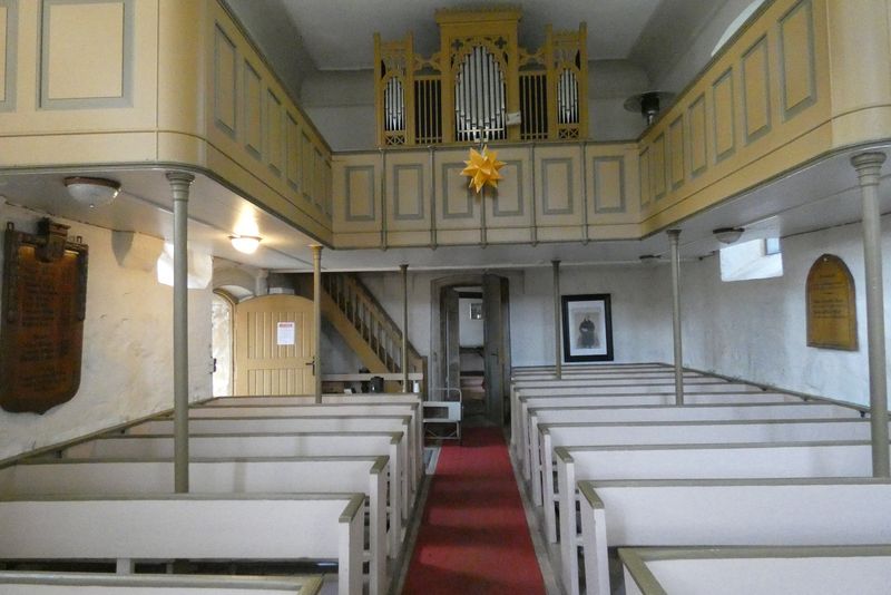 Kirche Dütschow: Blick auf die Runge-Orgel