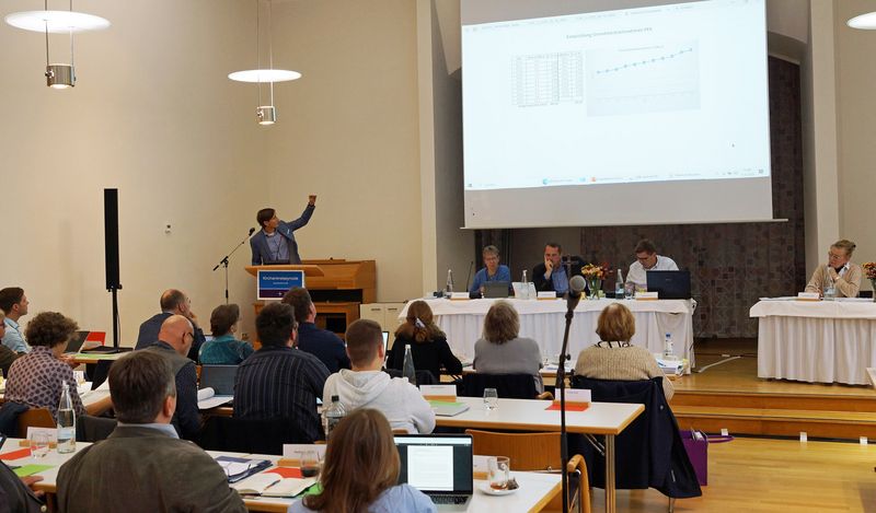 Uwe Burmester, Grundstücksabteilung