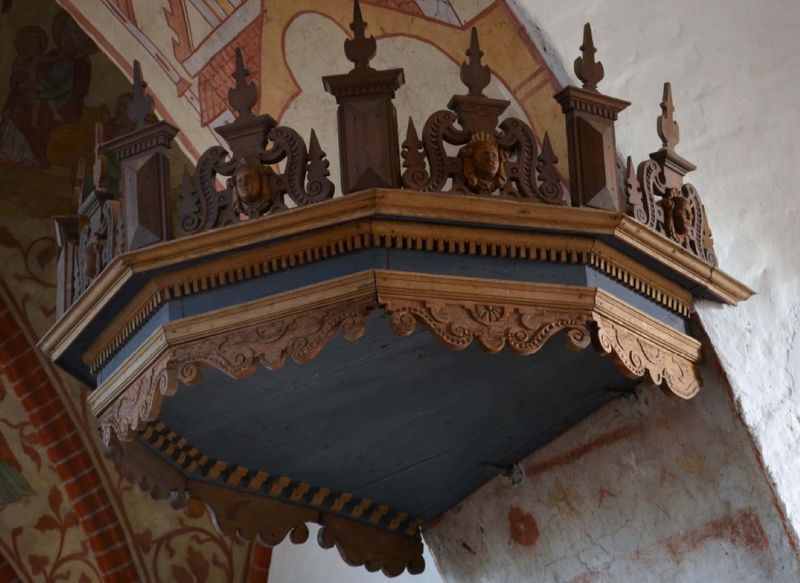 Schalldeckel nach Eintönung aller Ergänzungen