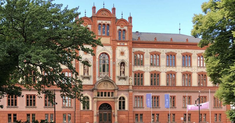 Hauptgebäude der Universität Rostock (Foto: kirche-mv.de/D. Vogel