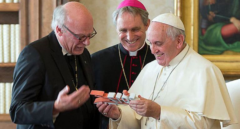 Landesbischof Ulrich beim Papst in Schwerin