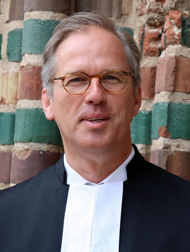 Pastor Karsten Wolkenhaue