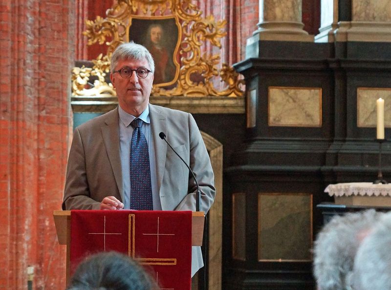Präses der Kirchenkreissynode Dr. Christoph Heydemann beim Grußwort