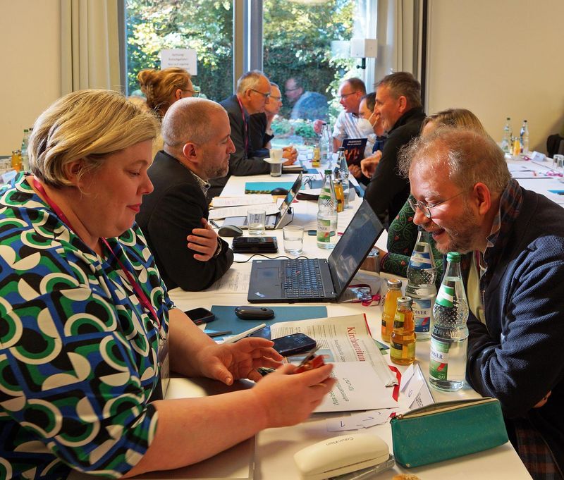 Das neue Kartenspiel kam gut an.