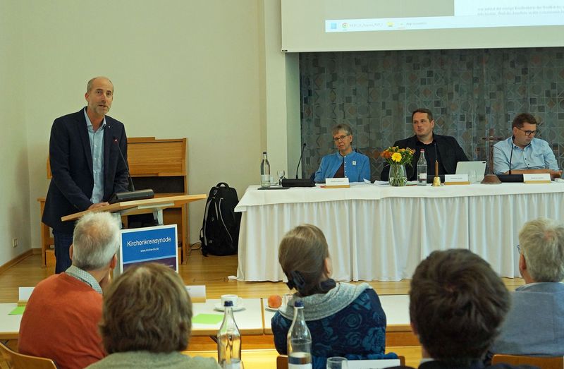Propst Dr. Tobias Sarx