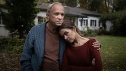 Dann passiert das Leben / Reihe Starke Stücke. Berührt und diskutiertvon Neele Leana Vollmar Drama Deutschland/Österreich 2025 182 min Dann passiert das Leben / Reihe Starke Stücke. Berührt und diskutiertvon Neele Leana Vollmar Drama Deutschland/Österreich 2025 182 min